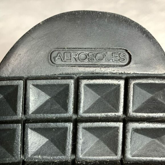 Aerosoles landfall, black leather bootie size 7 1/2 ￼ - Picture 6 of 8